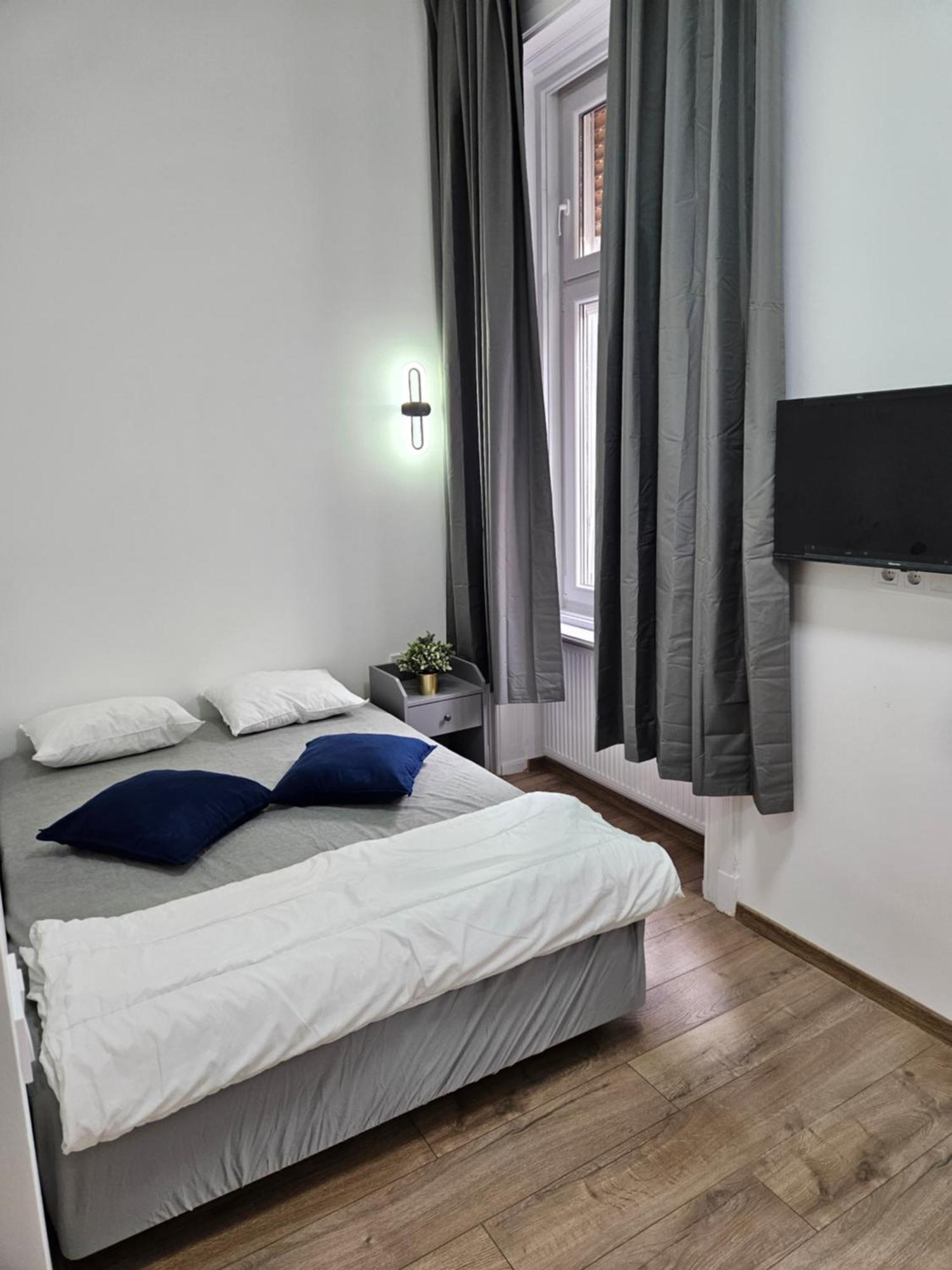 Whale Urban Apartments Budapest Esterno foto